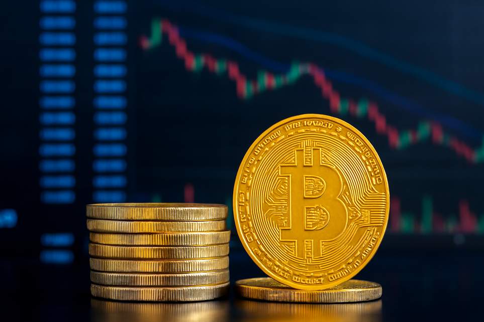 Comparing Crypto Exchanges vs. Brokers: Which Is Better for Active Traders?